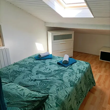 Apartment T2 Intra-muros 