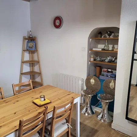 Apartment T2 Intra-muros 